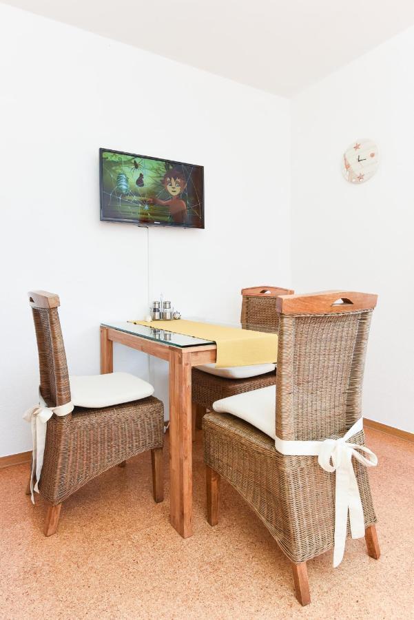 Ferienwohnungen Im Haus Ankerplatz إِزينتْس المظهر الخارجي الصورة